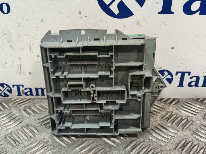 Recambio de caja reles / fusibles para fiat ducato furgon electrico - micro vett referencia OEM IAM 1349944080 A22311909 