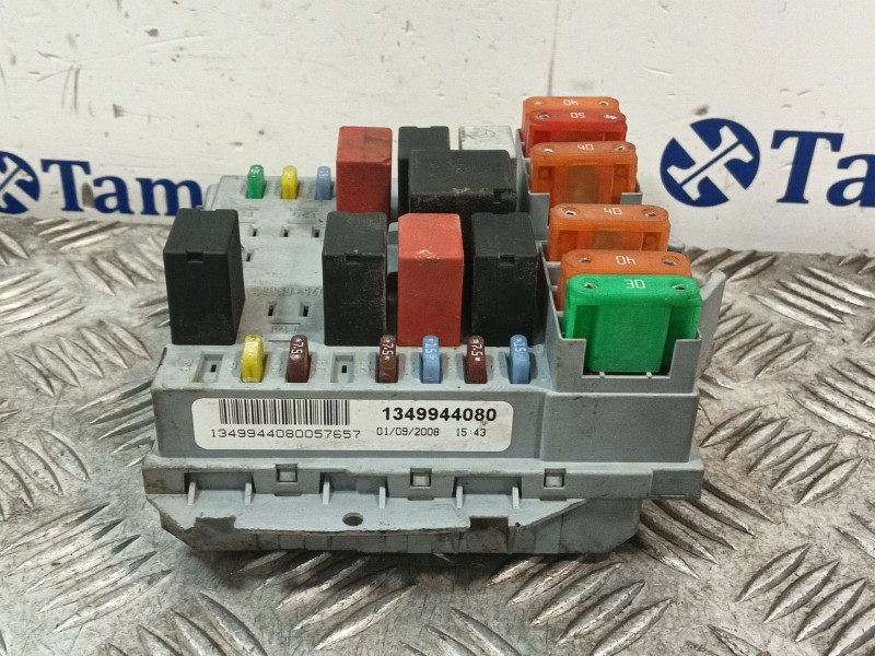 Recambio de caja reles / fusibles para fiat ducato furgon electrico - micro vett referencia OEM IAM 1349944080  