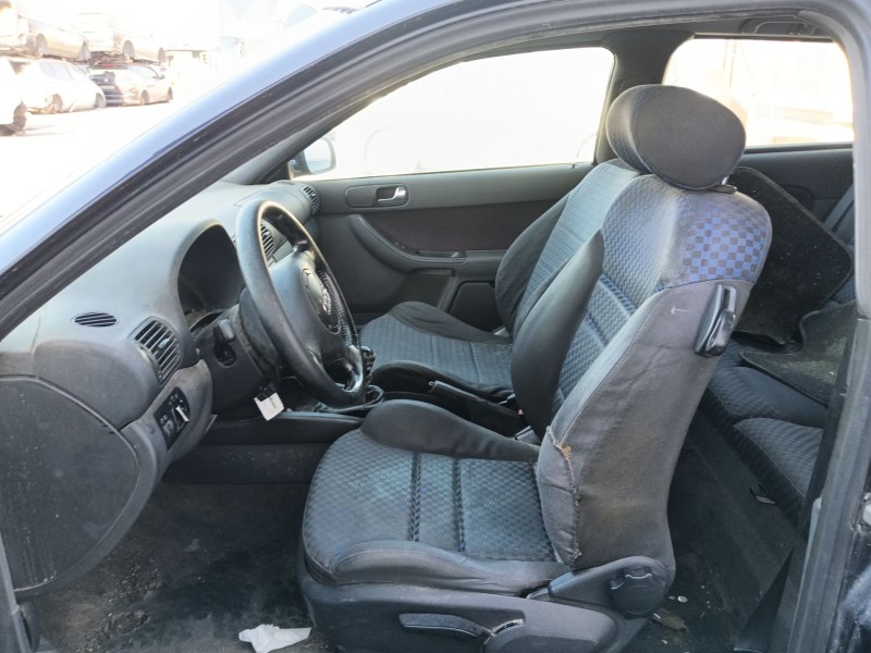 audi a3 (8l1) del año 1998