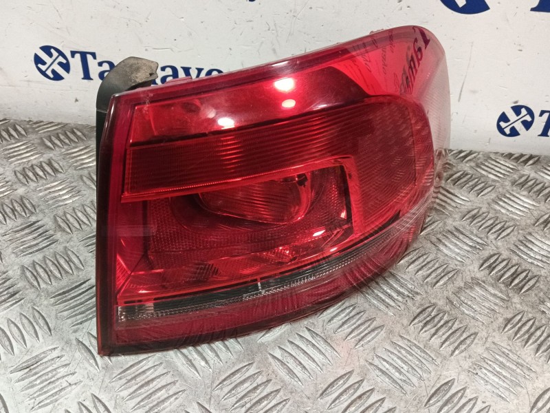 Recambio de piloto trasero derecho para volkswagen passat b7 variant (365) 2.0 tdi referencia OEM IAM 3AF945096E 605002 