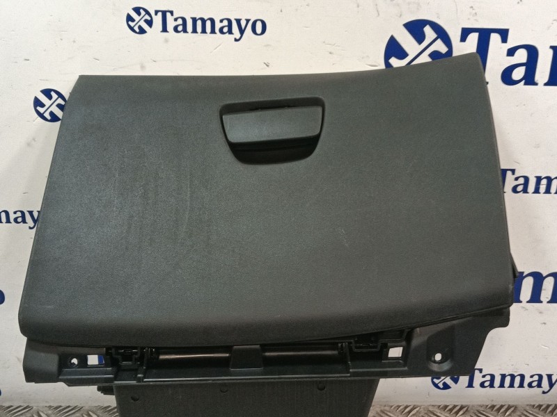 Recambio de guantera para peugeot 208 i (ca_, cc_) 1.2 vti 82 referencia OEM IAM 9673811277TR 1173576X 44479M