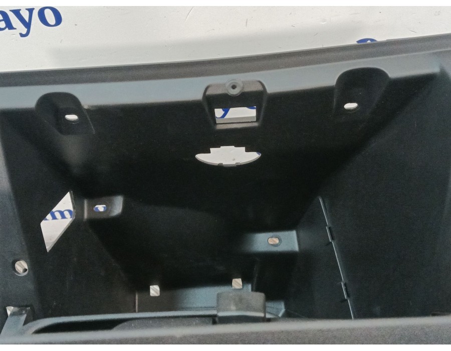 Recambio de guantera para peugeot 208 i (ca_, cc_) 1.2 vti 82 referencia OEM IAM 9673811277TR 1173576X 44479M