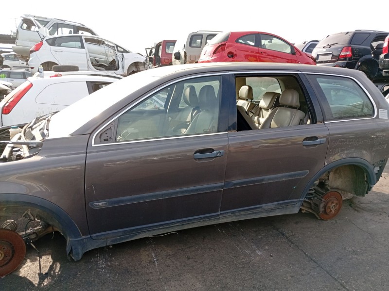 Recambio de puerta delantera izquierda para volvo xc90 2.5 20v turbo cat referencia OEM IAM   
