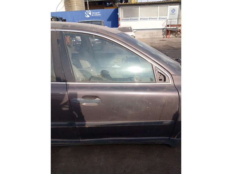 Recambio de puerta delantera derecha para volvo xc90 2.5 20v turbo cat referencia OEM IAM   