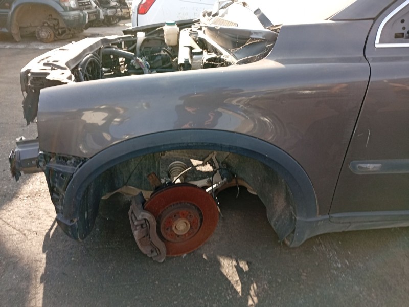 Recambio de aleta delantera izquierda para volvo xc90 2.5 20v turbo cat referencia OEM IAM   
