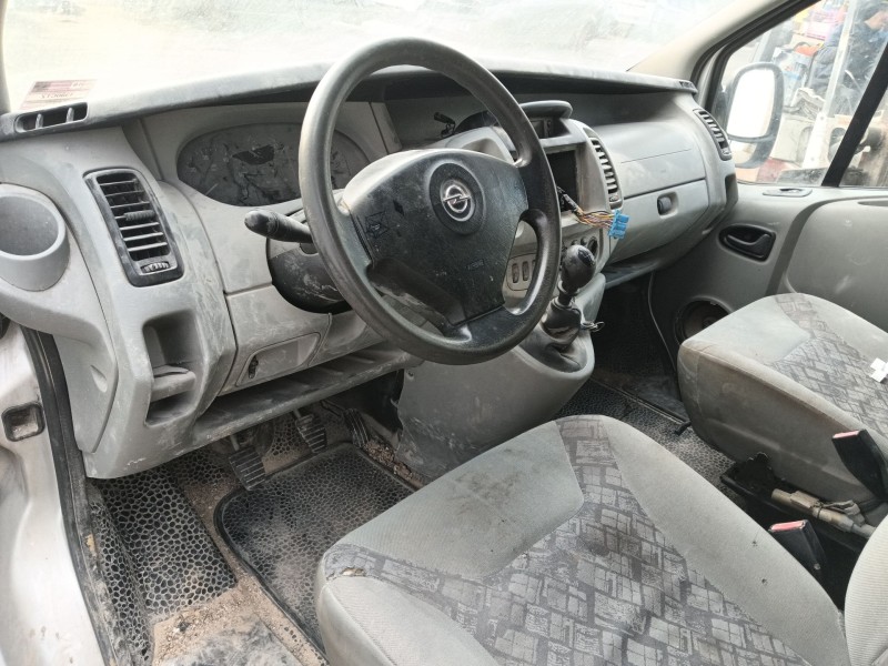opel vivaro a furgoneta (x83) del año 2004