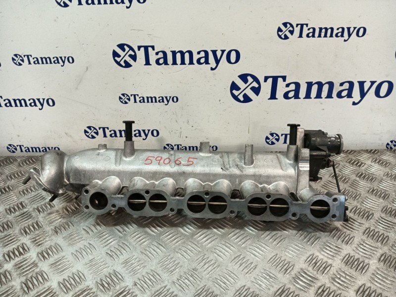 Recambio de colector admision para kia carnival referencia OEM IAM   