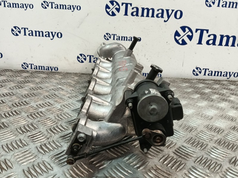 Recambio de colector admision para kia carnival referencia OEM IAM   