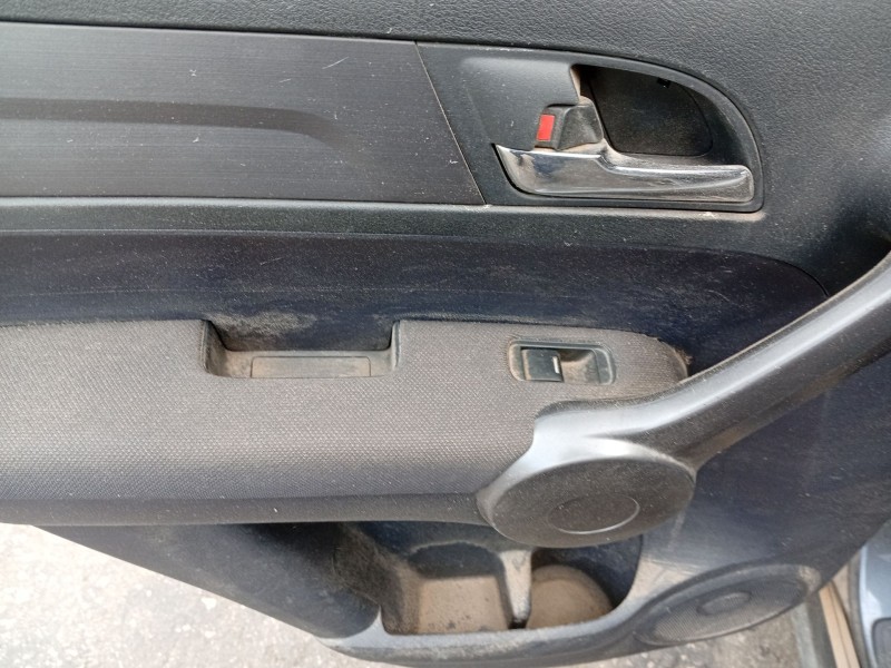 Recambio de mando elevalunas trasero izquierdo para honda cr-v (re) 2.2 ctdi referencia OEM IAM 35770SWAG01  