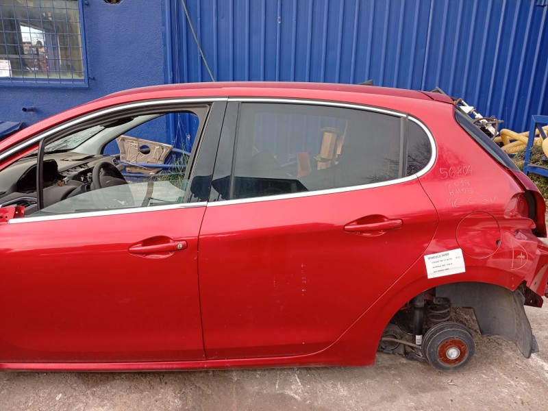 Recambio de puerta trasera izquierda para peugeot 208 1.2 16v vti referencia OEM IAM   