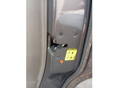 Recambio de cerradura puerta trasera derecha para volvo xc90 2.5 20v turbo cat referencia OEM IAM 30699757  