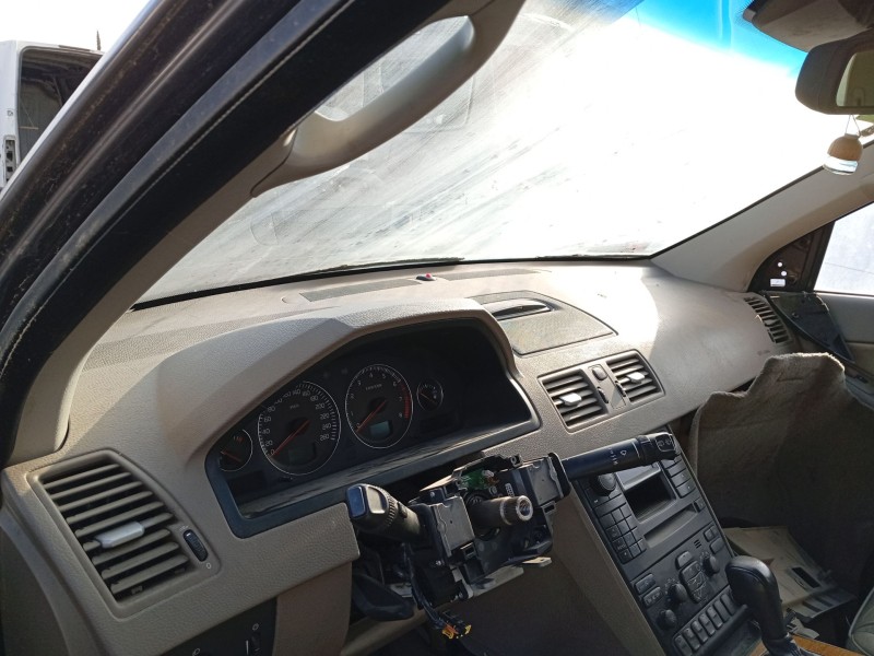 Recambio de salpicadero para volvo xc90 2.5 20v turbo cat referencia OEM IAM 30643649  