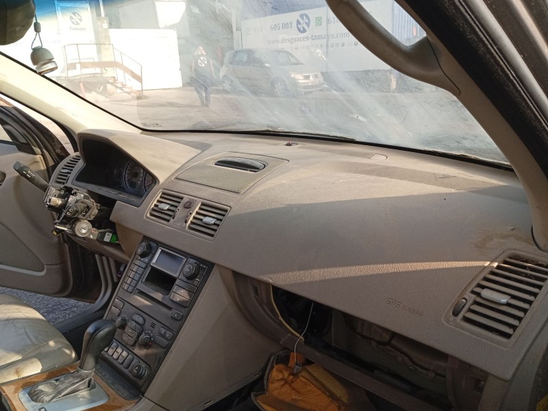 Recambio de salpicadero para volvo xc90 2.5 20v turbo cat referencia OEM IAM 30643649  