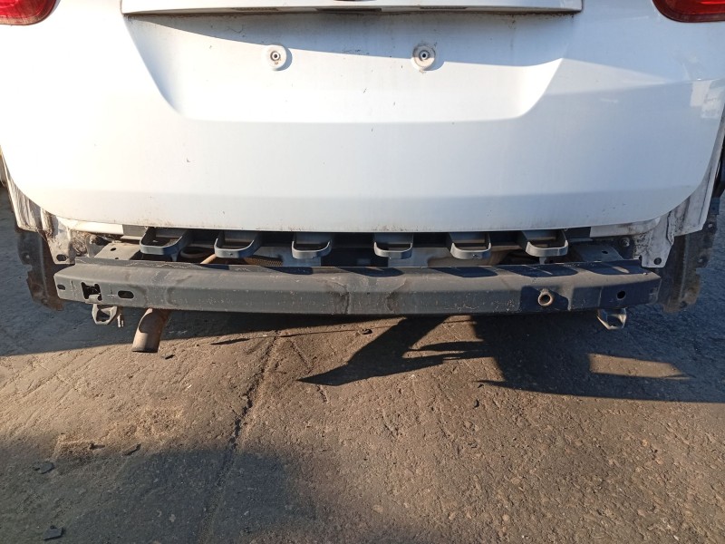 Recambio de refuerzo paragolpes trasero para ford c-max 1.0 ecoboost cat referencia OEM IAM   