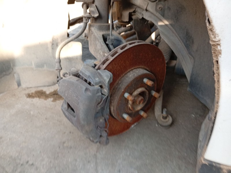 Recambio de mangueta delantera izquierda para ford c-max 1.0 ecoboost cat referencia OEM IAM 1686604  