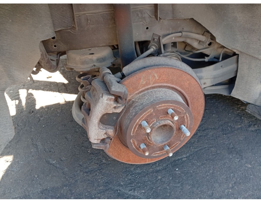 Recambio de pinza freno trasera derecha para ford c-max 1.0 ecoboost cat referencia OEM IAM 2210213  