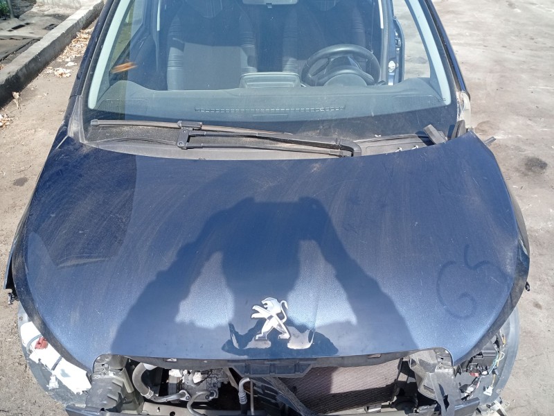 Recambio de capot para peugeot 108 1.0 vti referencia OEM IAM   