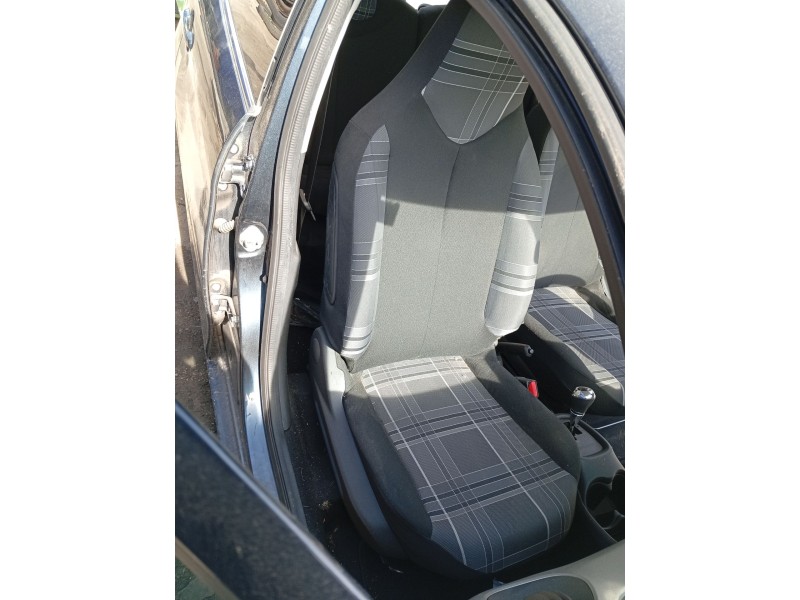 Recambio de asiento delantero derecho para peugeot 108 1.0 vti referencia OEM IAM   