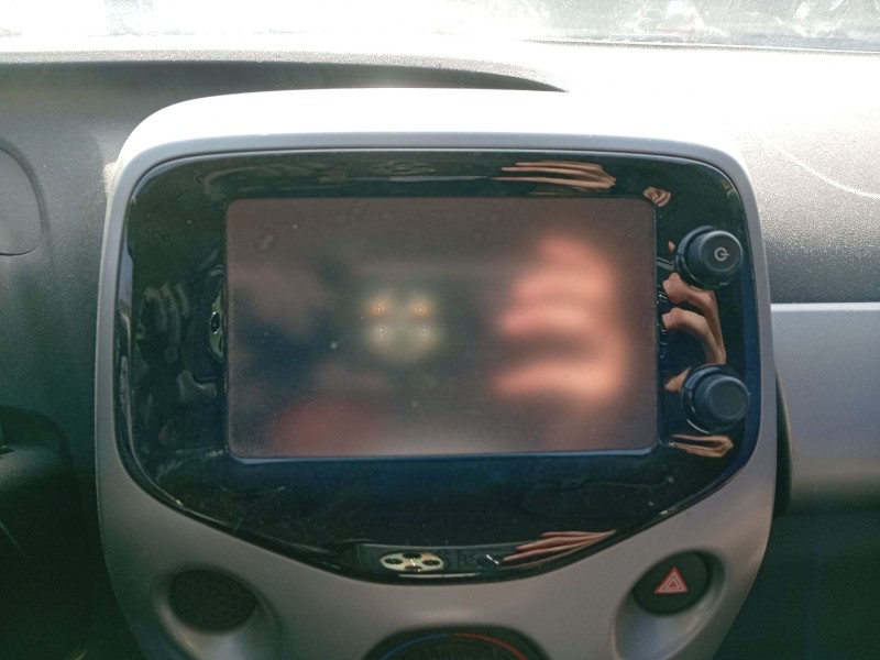 Recambio de pantalla / mando multifuncion para peugeot 108 1.0 vti referencia OEM IAM   
