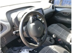Recambio de volante para peugeot 108 1.0 vti referencia OEM IAM    2