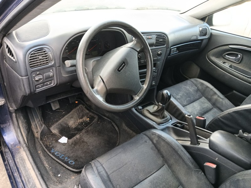 volvo v40 station wagon (645) del año 2002