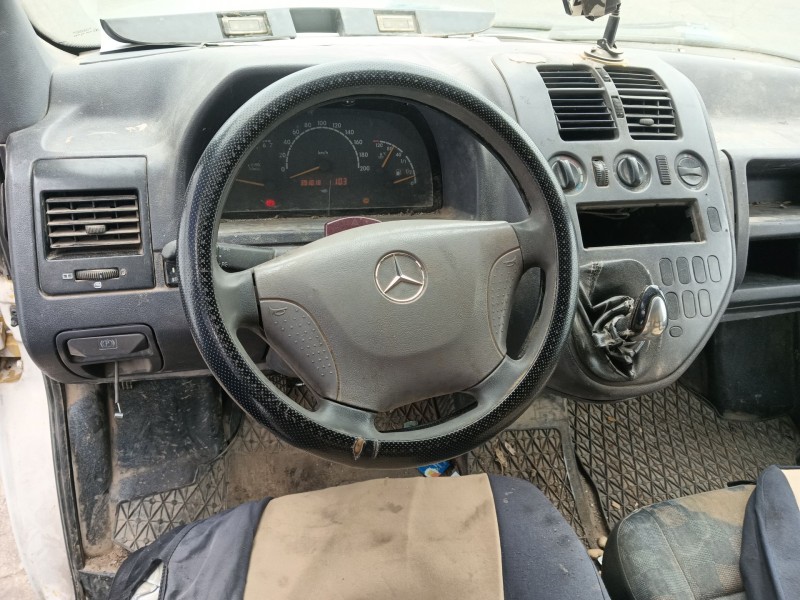 mercedes-benz vito furgoneta (w638) del año 2001