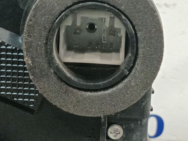 Recambio de cerradura puerta delantera derecha para toyota yaris (_p9_) 1.4 d-4d (nlp90_) referencia OEM IAM   
