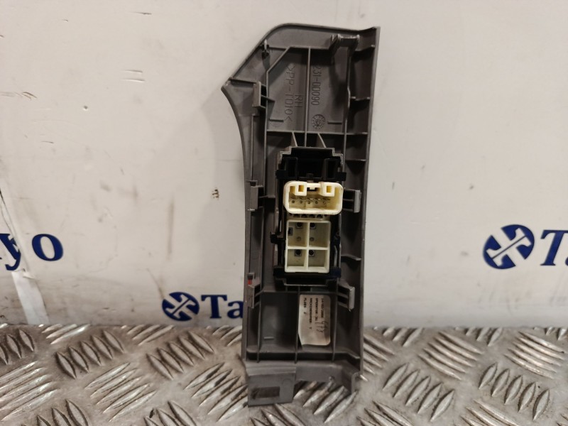 Recambio de maneta elevalunas delantera derecha para toyota yaris (_p9_) 1.4 d-4d (nlp90_) referencia OEM IAM 742310D090  