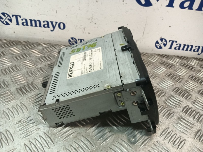 Recambio de sistema audio / radio cd para dacia duster ii referencia OEM IAM MEZ64202507  