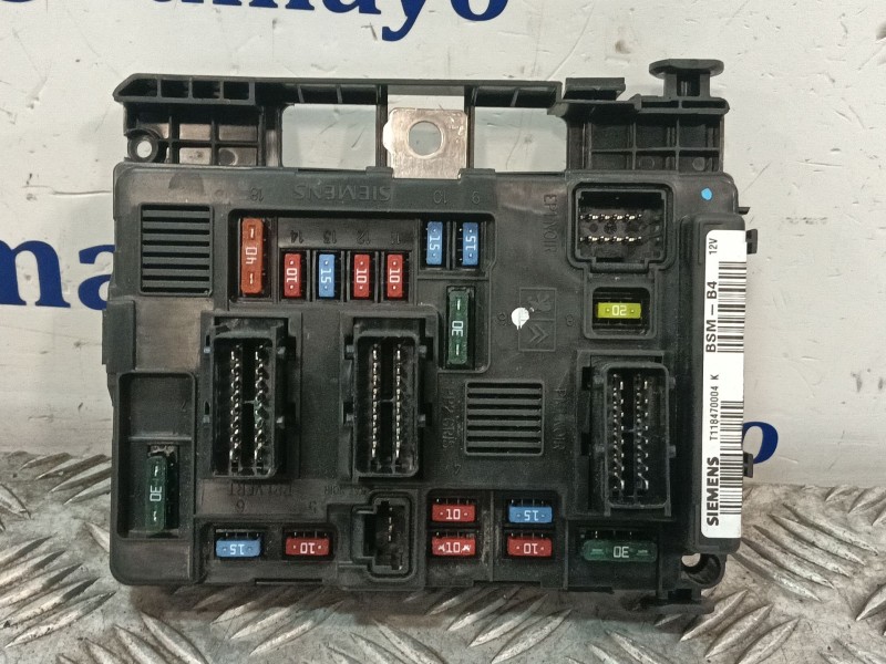 Recambio de caja reles / fusibles para citroën c2 (jm_) 1.4 hdi referencia OEM IAM 964349878000  