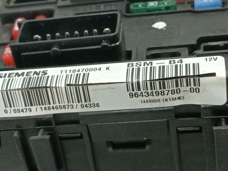 Recambio de caja reles / fusibles para citroën c2 (jm_) 1.4 hdi referencia OEM IAM 964349878000  
