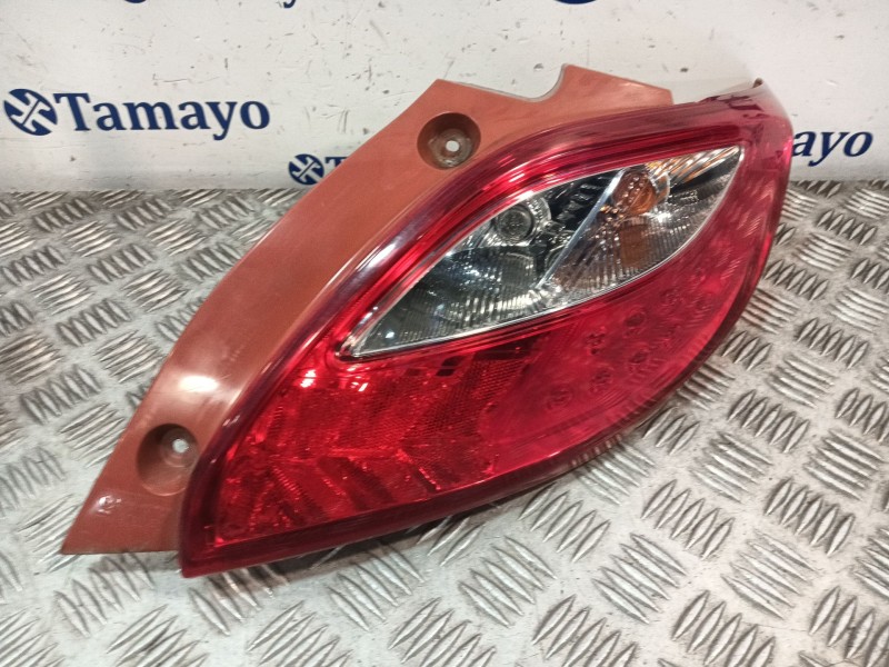 Recambio de piloto trasero derecho para mazda 2 (de_, dh_) 1.3 (de3fs) referencia OEM IAM D65151150  
