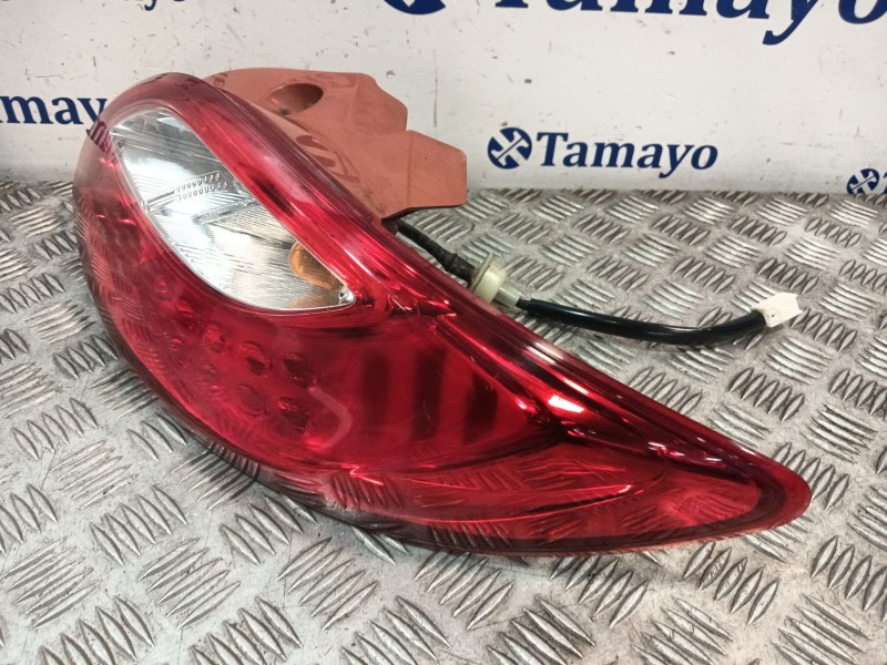 Recambio de piloto trasero derecho para mazda 2 (de_, dh_) 1.3 (de3fs) referencia OEM IAM D65151150  