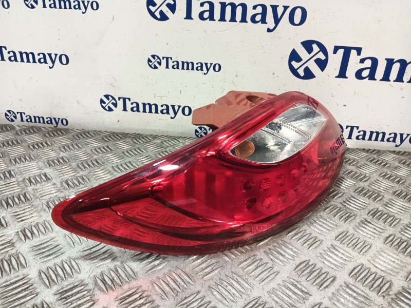 Recambio de piloto trasero izquierdo para mazda 2 (de_, dh_) 1.3 (de3fs) referencia OEM IAM D65151160  