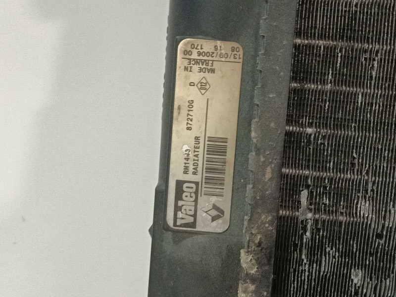 Recambio de radiador agua para renault master ii furgoneta (fd) 2.5 dci 120 referencia OEM IAM 872710G  