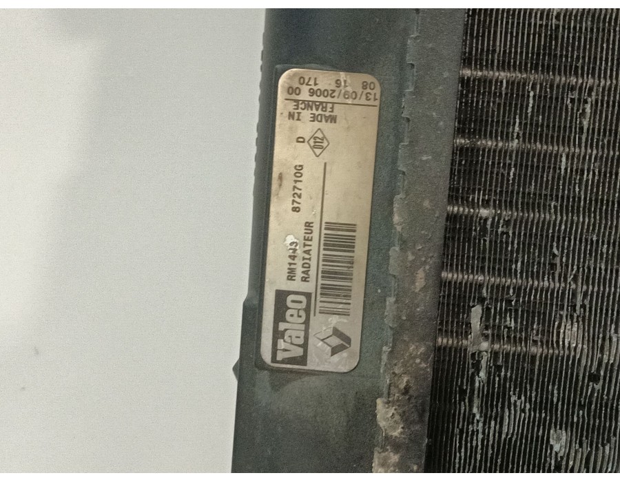 Recambio de radiador agua para renault master ii furgoneta (fd) 2.5 dci 120 referencia OEM IAM 872710G  