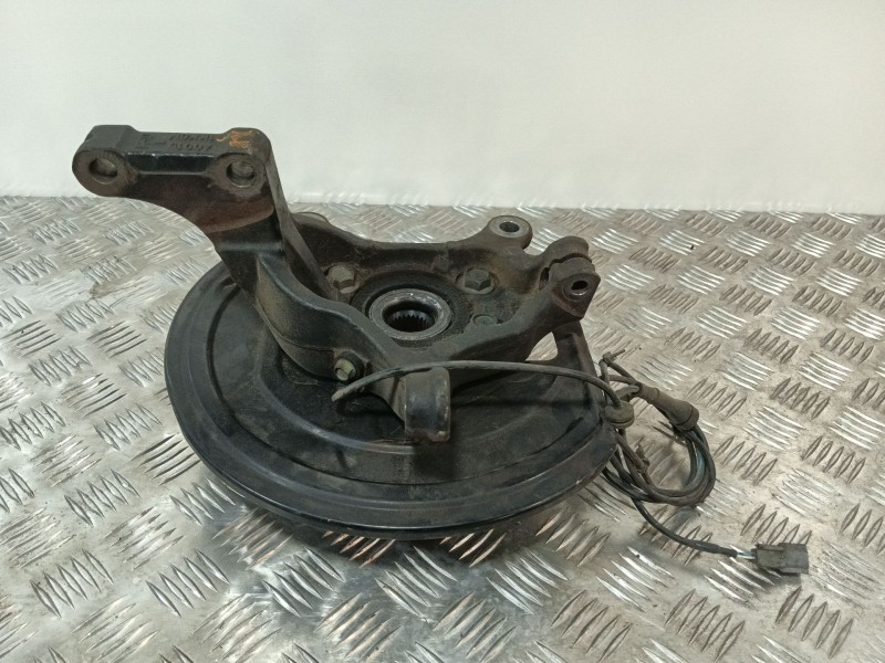Recambio de mangueta delantera izquierda para nissan juke (f15) kuro referencia OEM IAM 400151KK0H  