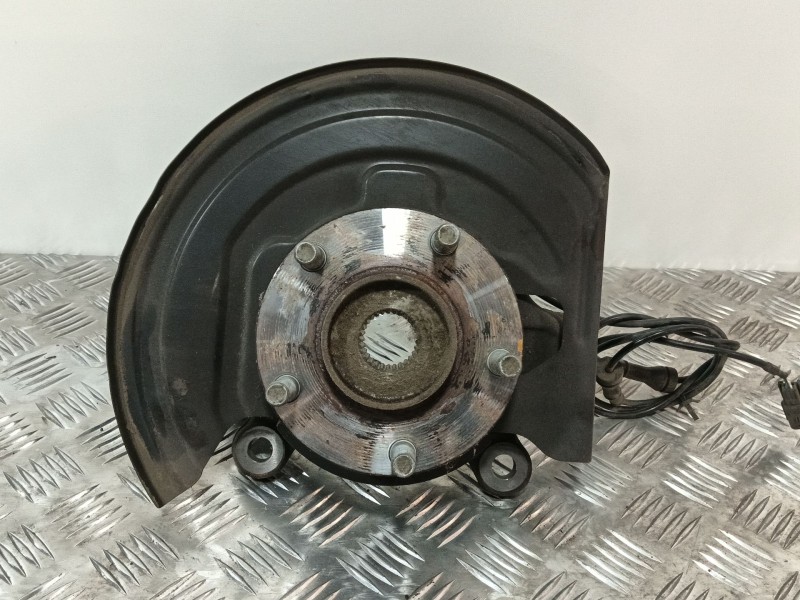 Recambio de mangueta delantera izquierda para nissan juke (f15) kuro referencia OEM IAM 400151KK0H  