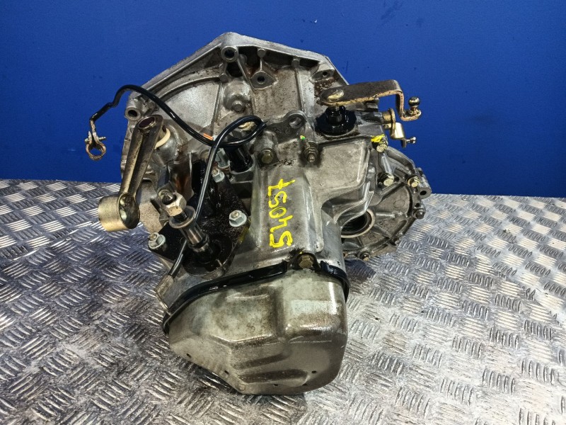 Recambio de caja cambios para peugeot 206 berlina 1.6 referencia OEM IAM 20CD70  