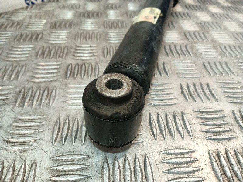 Recambio de amortiguador trasero derecho para hyundai ioniq (ae) 1.6 gdi hybrid referencia OEM IAM 55300G2400 55310XXX01 