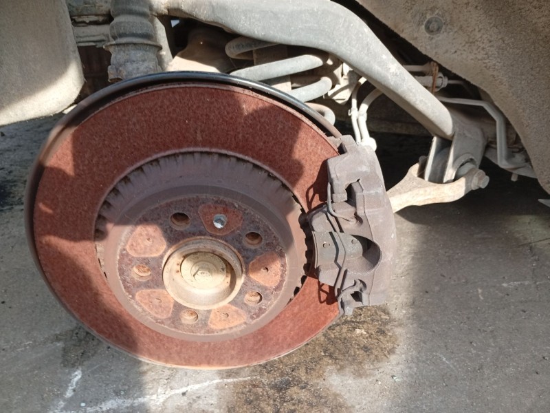 Recambio de pinza freno trasera derecha para volvo xc90 2.5 20v turbo cat referencia OEM IAM 8602855  