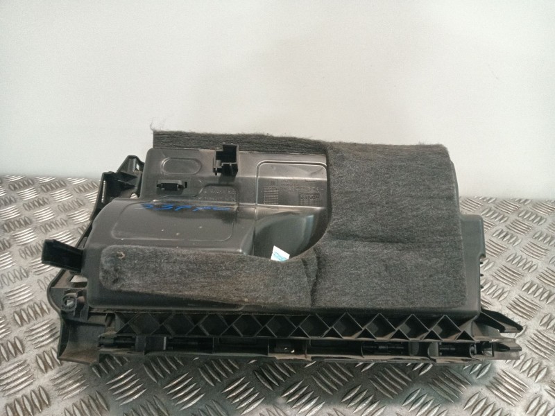 Recambio de guantera para opel insignia berlina 2.0 cdti cat referencia OEM IAM 1014668  