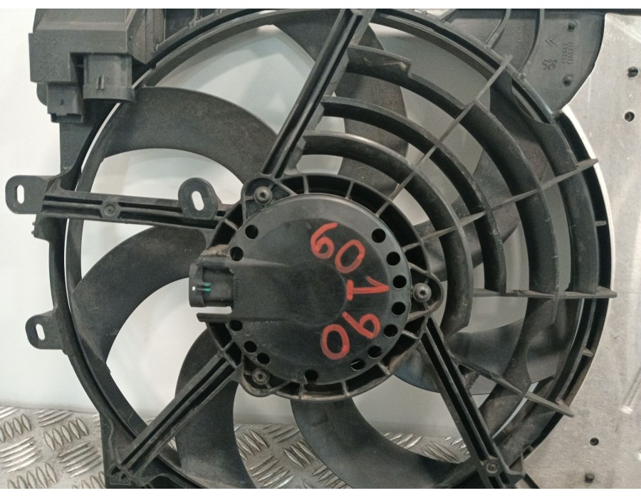 Recambio de electroventilador para citroën c3 ii (sc_) 1.6 bluehdi 75 referencia OEM IAM 9801666680 T300217 