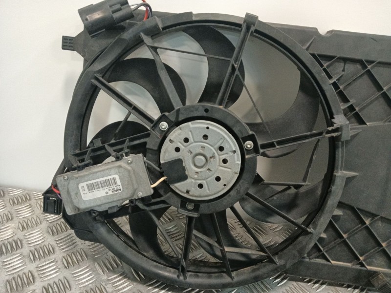 Recambio de electroventilador para volvo v50 familiar 1.6 diesel cat referencia OEM IAM 3M5H8C607RD 1137328148 3135103546