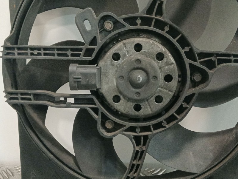 Recambio de electroventilador para citroën c2 referencia OEM IAM 8240503FR 9653804080 5020448