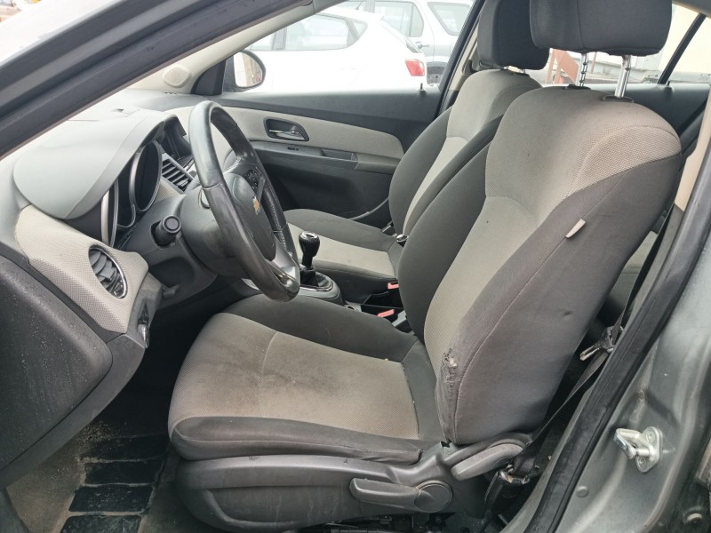 chevrolet cruze (j300) del año 2010