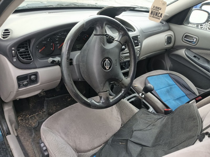 nissan almera ii hatchback (n16) del año 2001