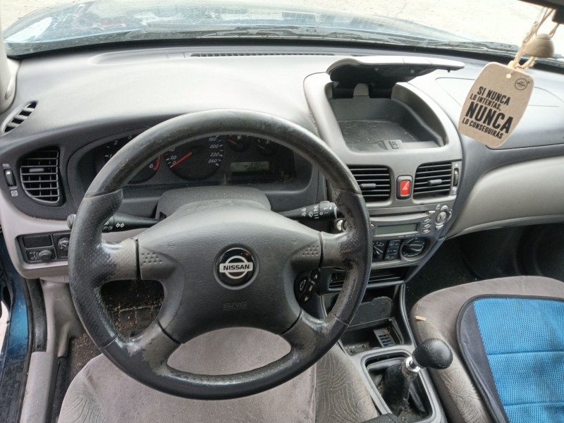 nissan almera ii hatchback (n16) del año 2001