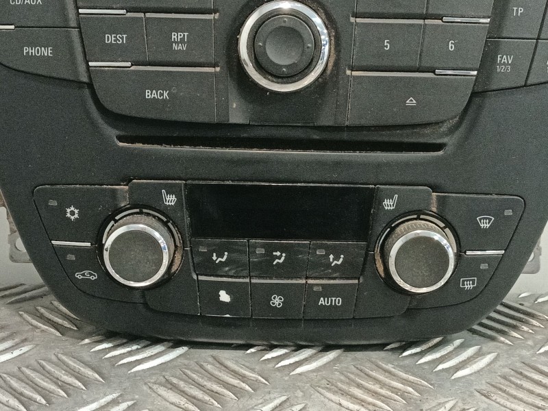 Recambio de sistema audio / radio cd para opel insignia berlina 2.0 cdti cat referencia OEM IAM 13273255 13273102 