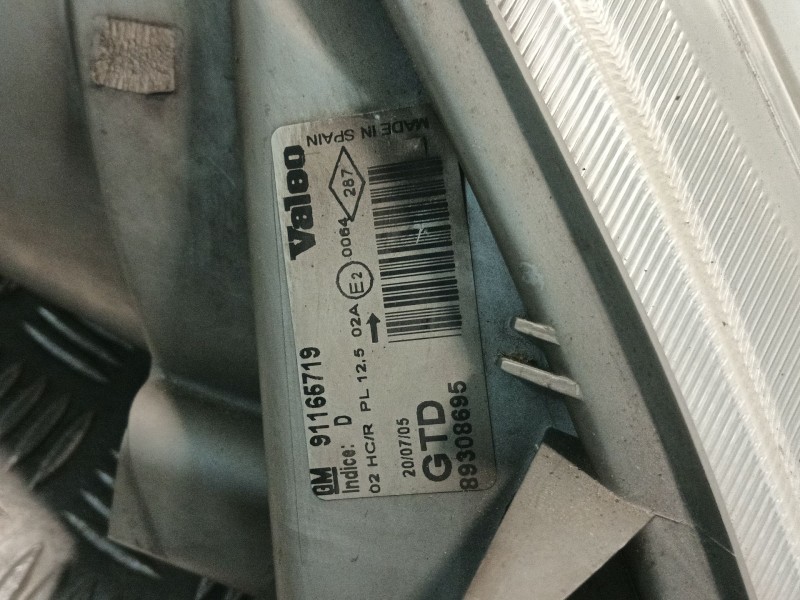 Recambio de faro izquierdo para opel vivaro a furgoneta (x83) 1.9 dti (f7) referencia OEM IAM 91165719 89308695 